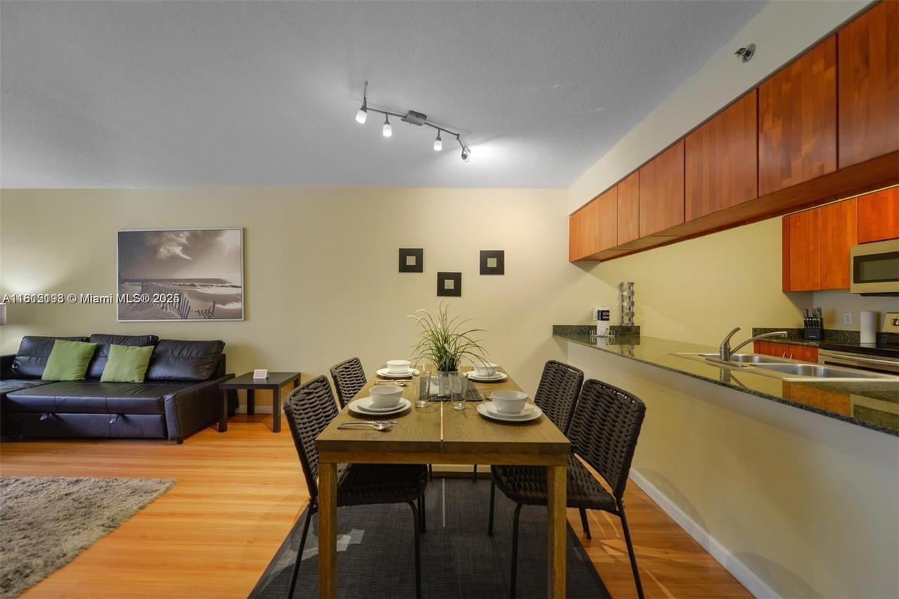 Real estate property located at 1200 Brickell Bay Dr #2120, Miami-dade, The Club At Brickell Bay, Miami, FL