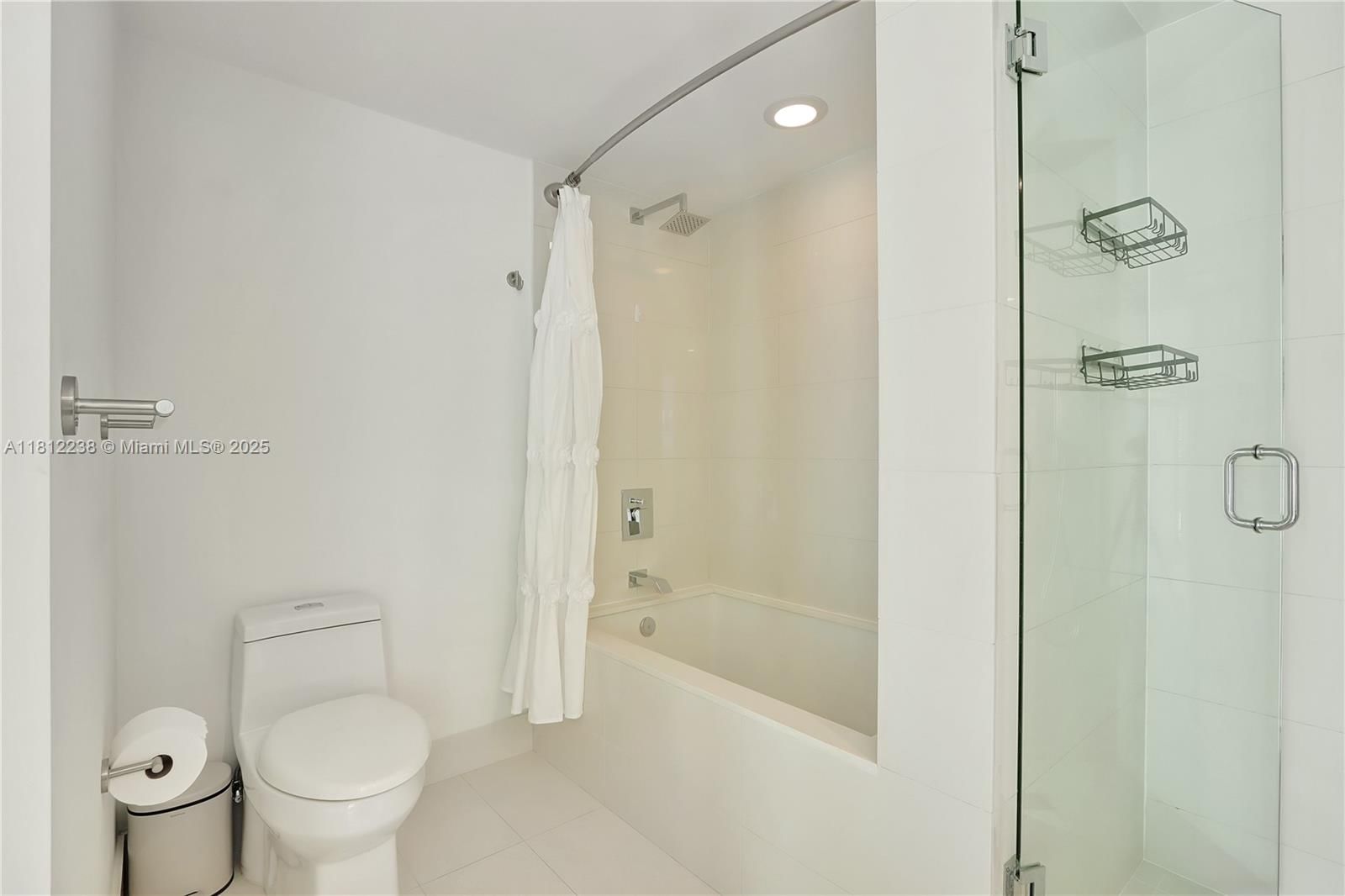 Real estate property located at 1300 Miami Ave #1610, Miami-dade, 1300 S Miami Avenue Condo, Miami, FL