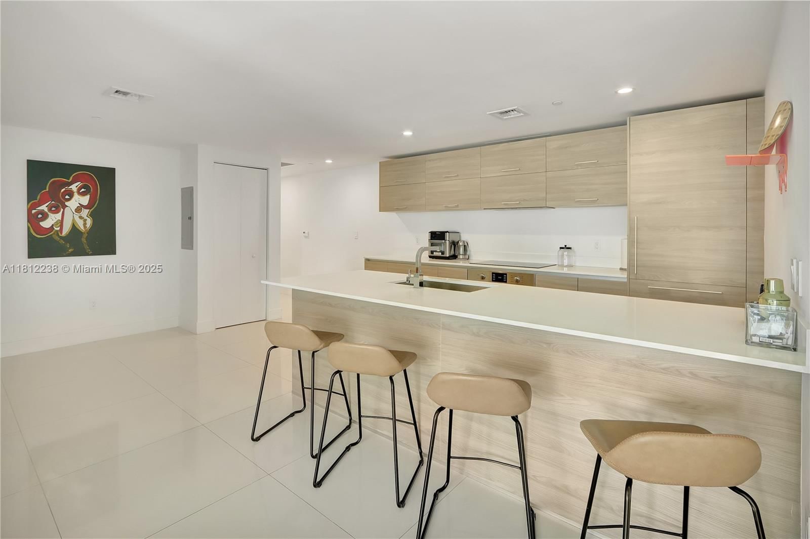 Real estate property located at 1300 Miami Ave #1610, Miami-dade, 1300 S Miami Avenue Condo, Miami, FL