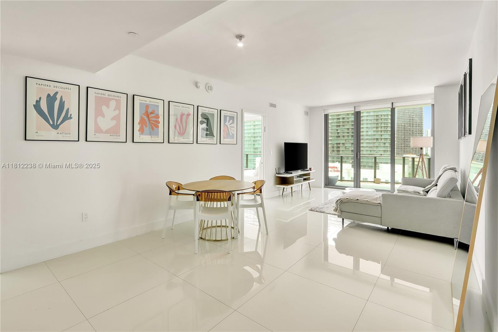 Real estate property located at 1300 Miami Ave #1610, Miami-dade, 1300 S Miami Avenue Condo, Miami, FL