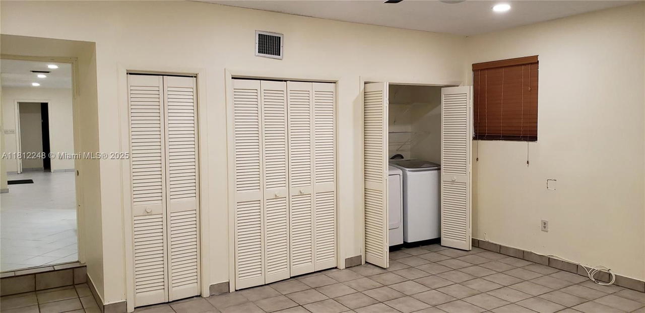 Real estate property located at 1240 La Mancha Ave, Miami-dade, Coral Gables Granada Sec, Coral Gables, FL