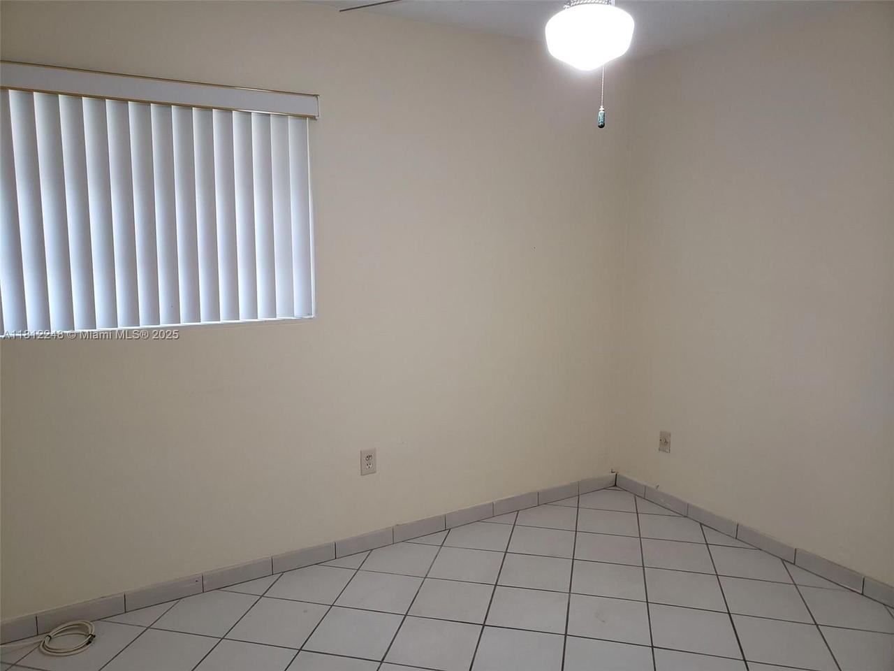 Real estate property located at 1240 La Mancha Ave, Miami-dade, Coral Gables Granada Sec, Coral Gables, FL