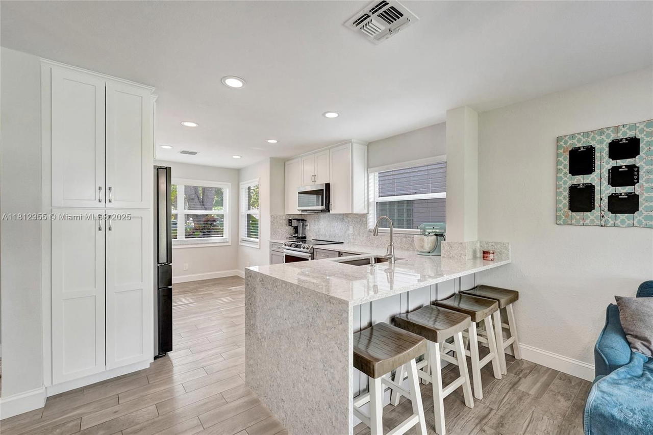 Real estate property located at 2791 Oak Park Cir, Broward, Forest Ridge Patio Homes, Davie, FL