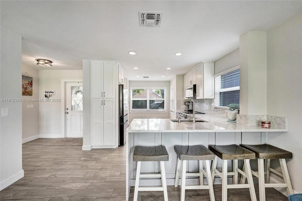 Real estate property located at 2791 Oak Park Cir, Broward, Forest Ridge Patio Homes, Davie, FL