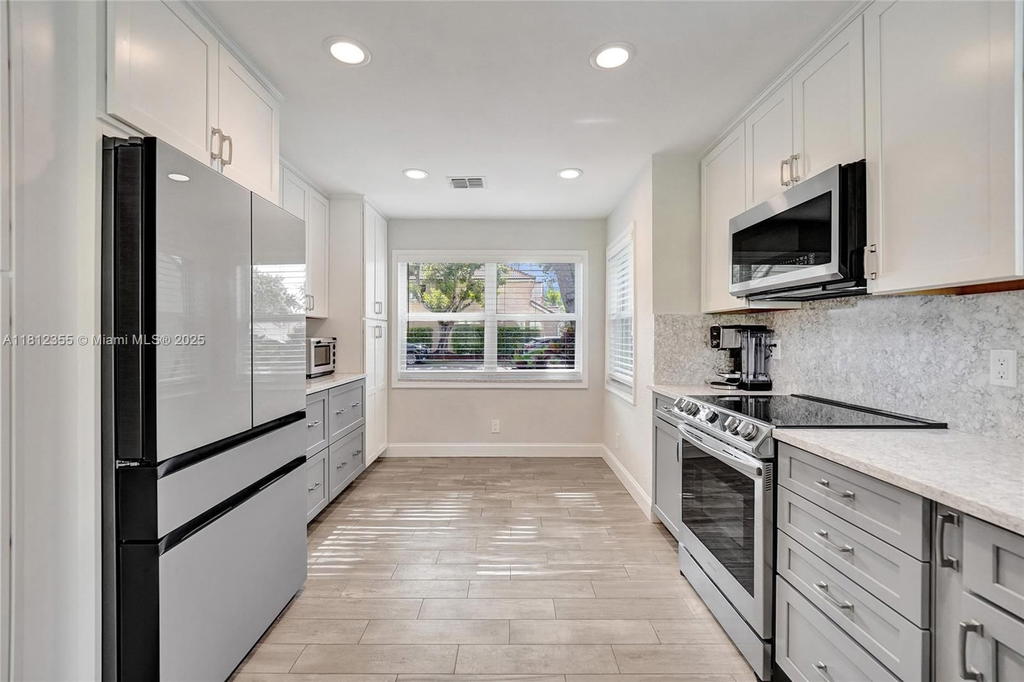 Real estate property located at 2791 Oak Park Cir, Broward, Forest Ridge Patio Homes, Davie, FL