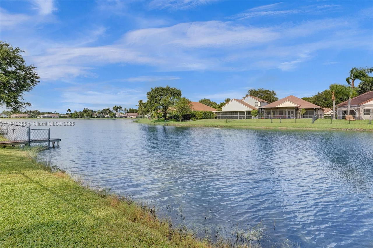 Real estate property located at 2791 Oak Park Cir, Broward, Forest Ridge Patio Homes, Davie, FL