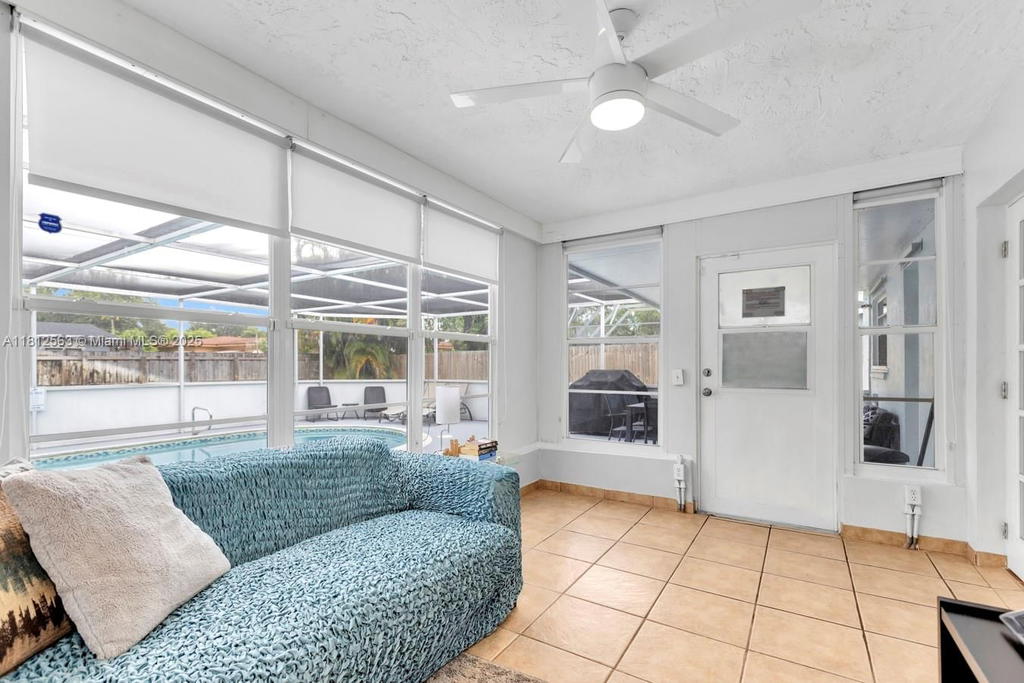 Real estate property located at 7509 Hayes St, Broward, Boulevard Heights, Hollywood, FL