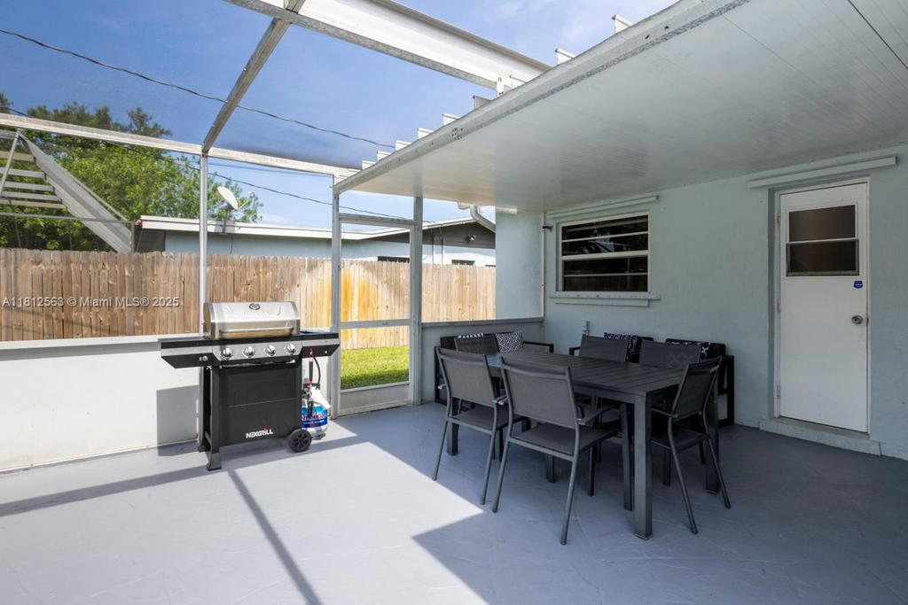 Real estate property located at 7509 Hayes St, Broward, Boulevard Heights, Hollywood, FL