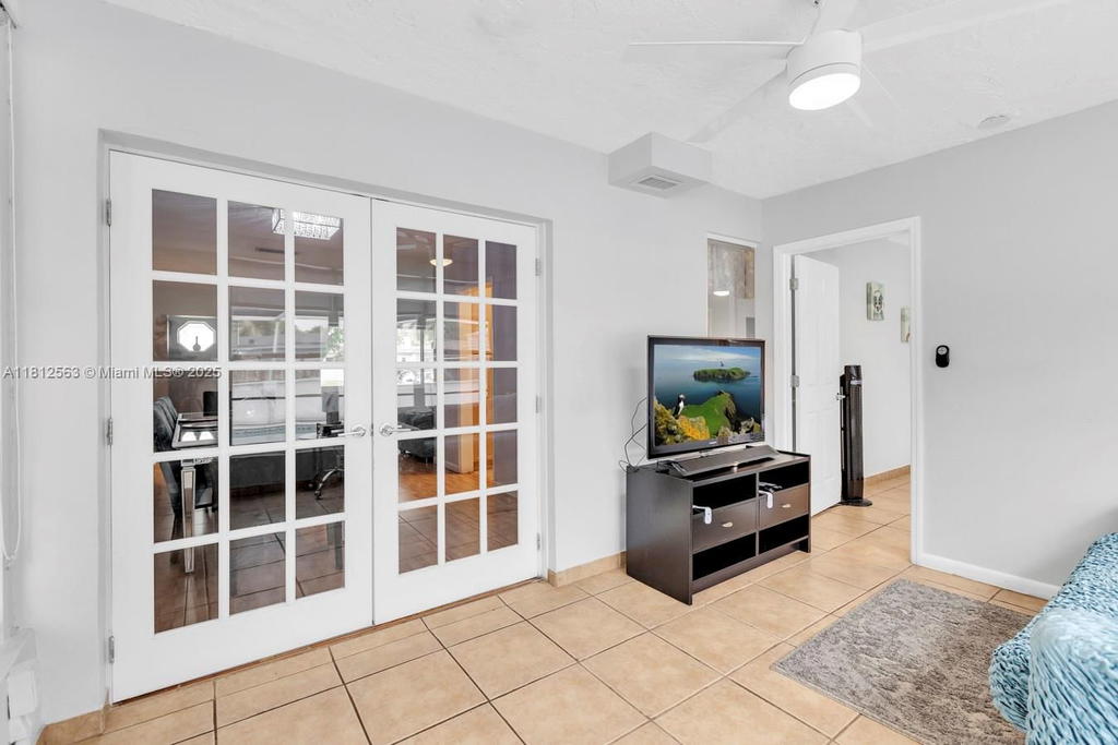 Real estate property located at 7509 Hayes St, Broward, Boulevard Heights, Hollywood, FL