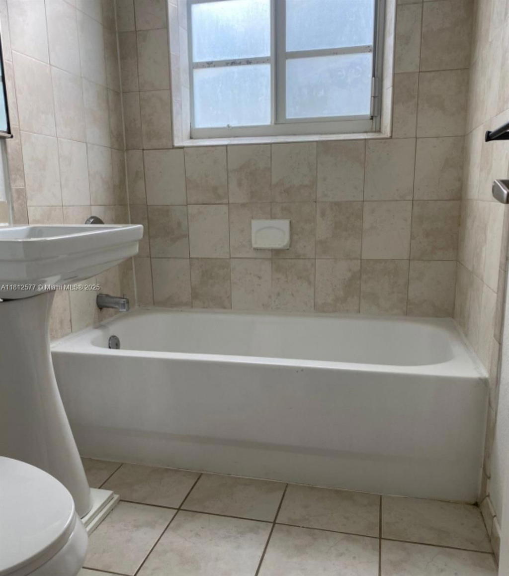 Real estate property located at 340 84th St #2, Miami-dade, Ritz Royal Palm Condo, Miami Beach, FL