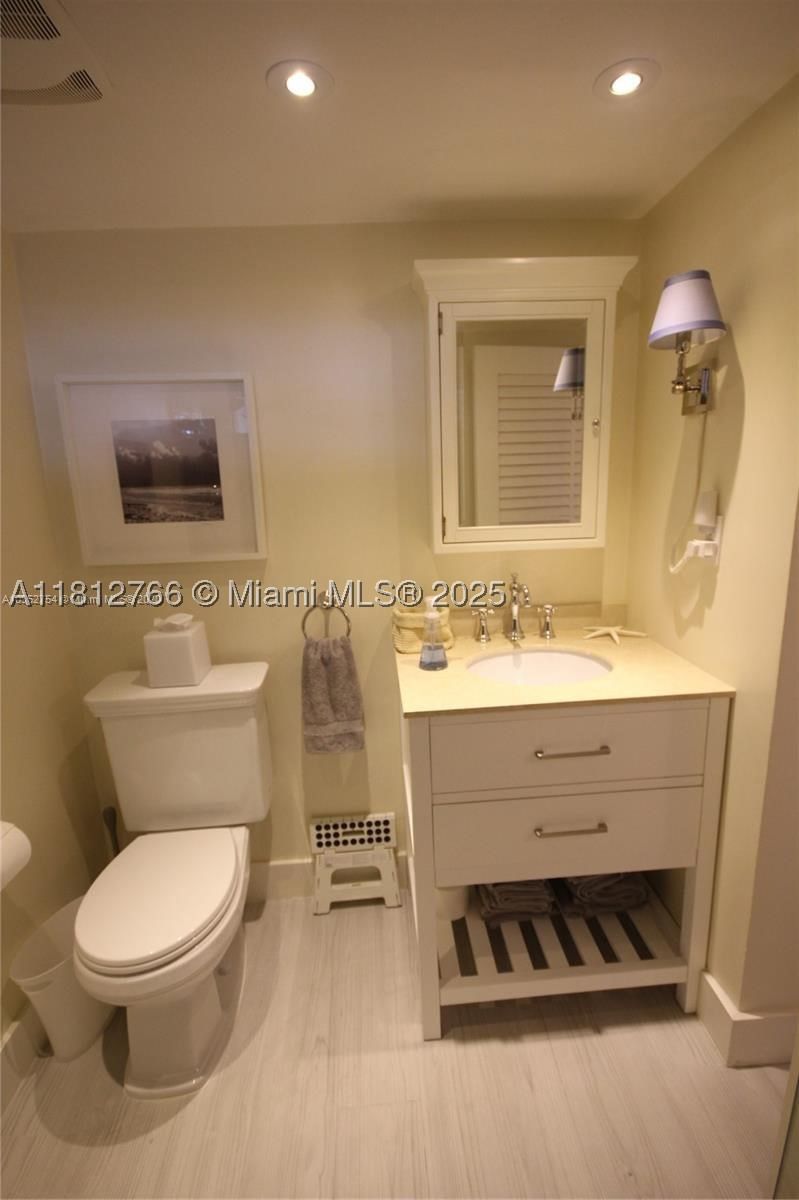 Real estate property located at 5161 Collins Ave #315, Miami-dade, Seacoast 5151 Condo, Miami Beach, FL