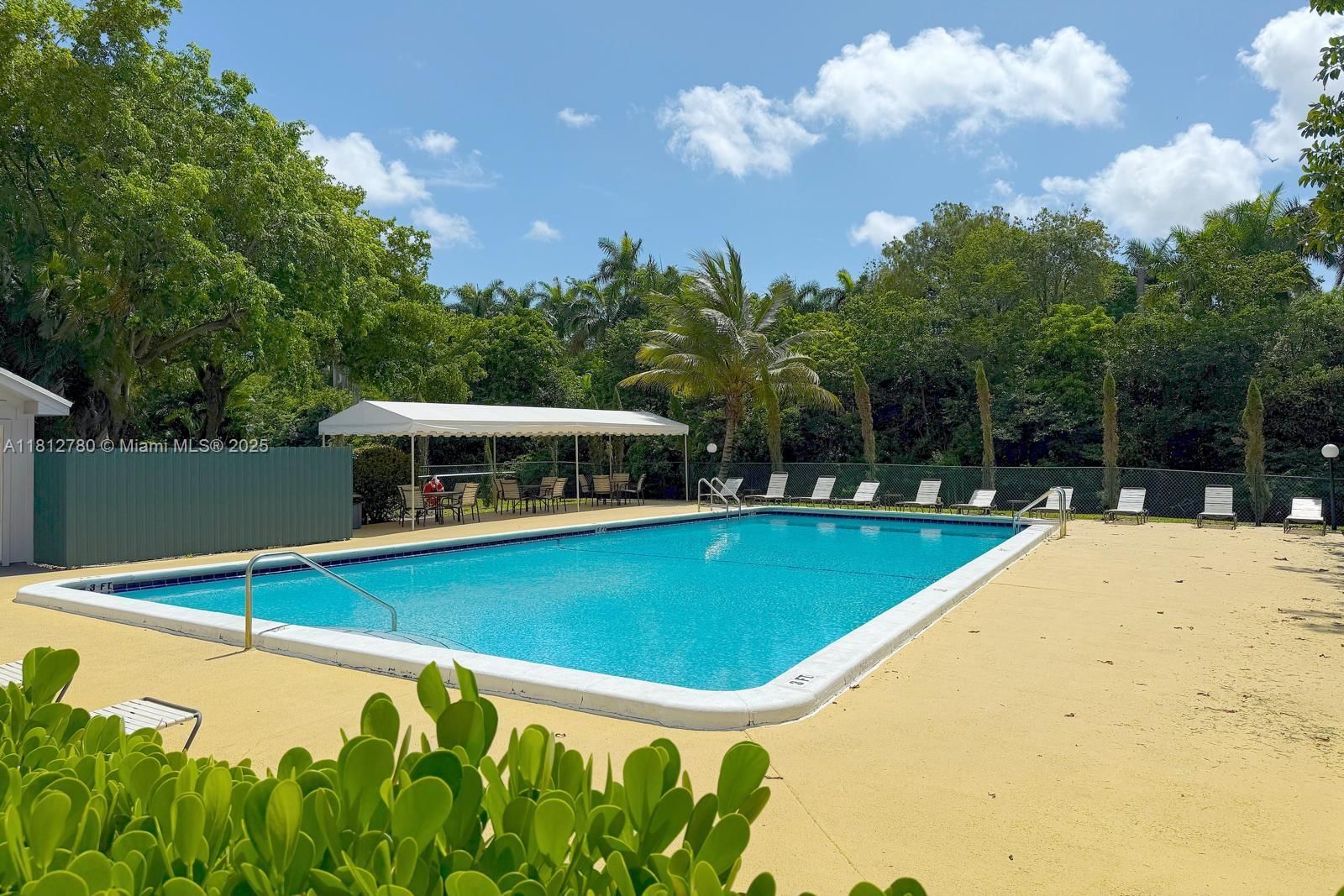 Real estate property located at 103 Royal Park Dr #3D, Broward, Royal Park Condo, Oakland Park, FL