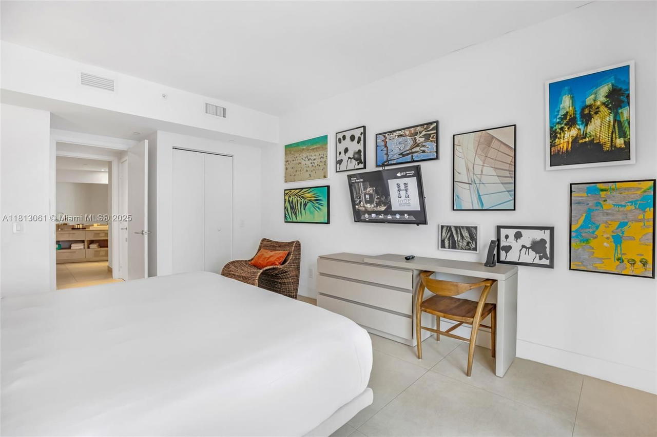 Real estate property located at 4111 Ocean Dr #1709, Broward, 4111 South Ocean Drive Co, Hollywood, FL
