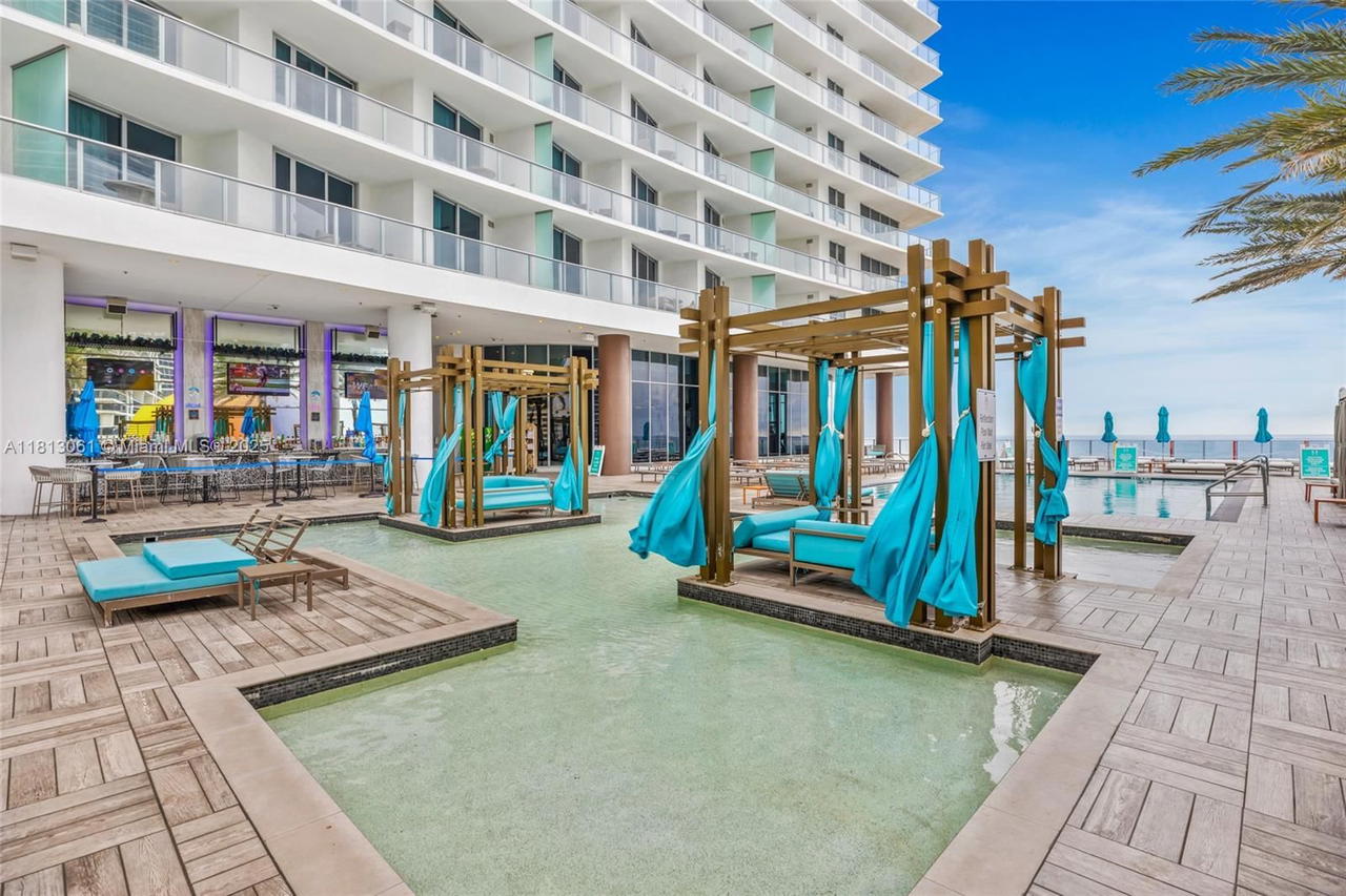 Real estate property located at 4111 Ocean Dr #1709, Broward, 4111 South Ocean Drive Co, Hollywood, FL
