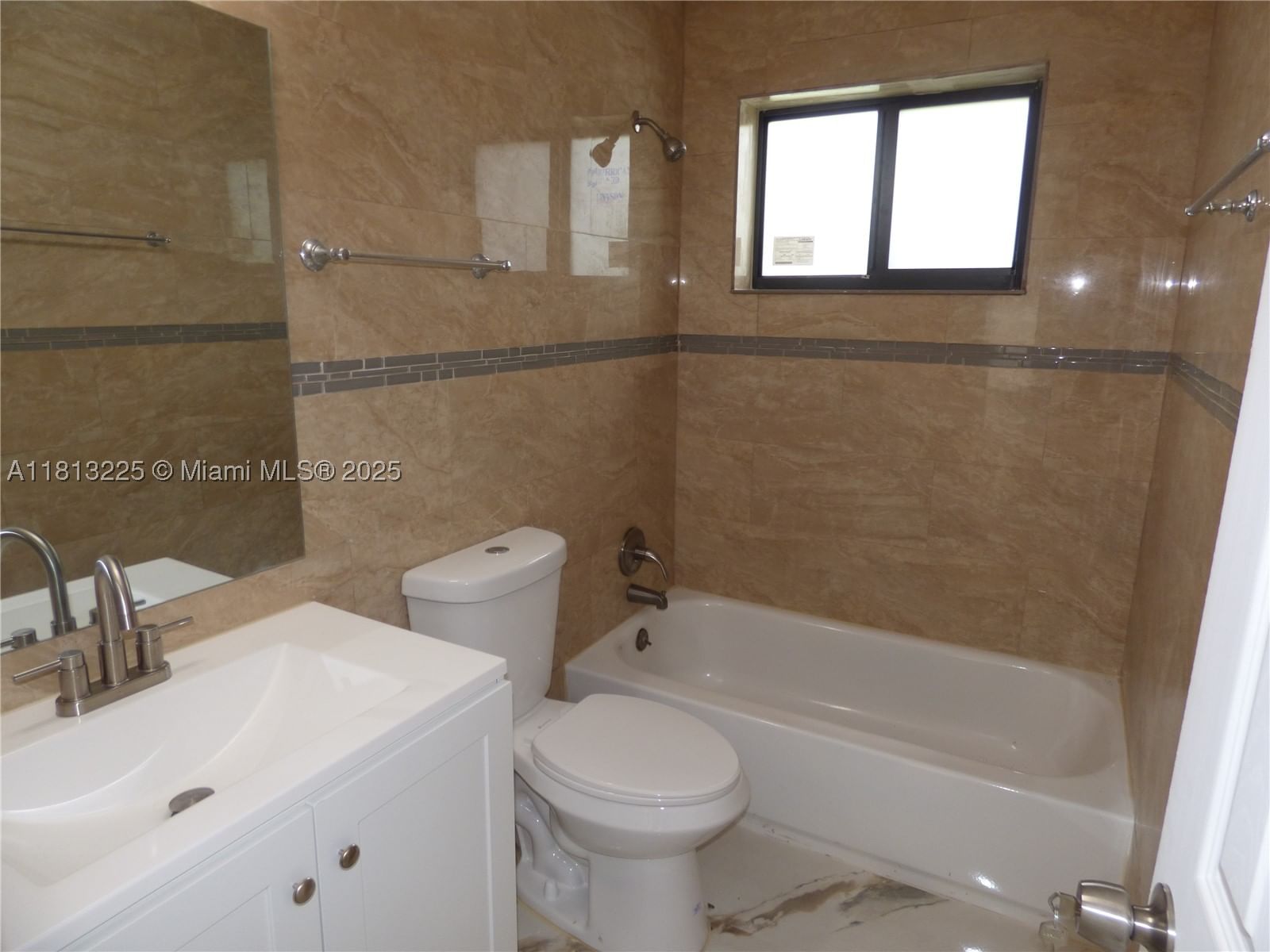 Real estate property located at 19245 12th Ave, Miami-dade, Norwood 2nd Addn, Miami Gardens, FL