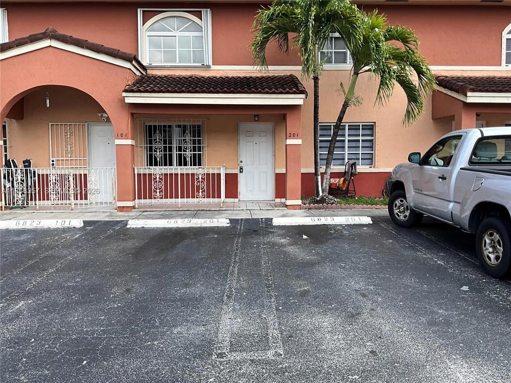 Real estate property located at 6823 36th Ave #201, Miami-dade, El Prado Xvi Condo, Hialeah, FL