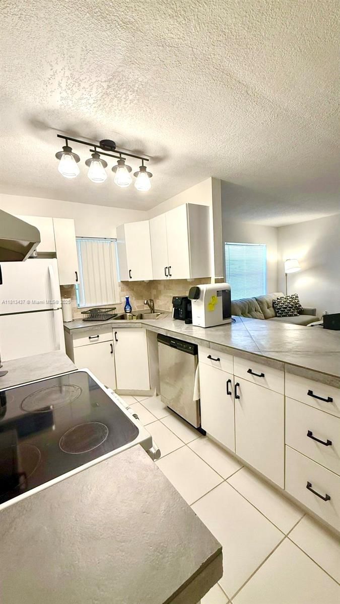 Real estate property located at , Broward, Rodman Of Hollywood Condo, Hollywood, FL
