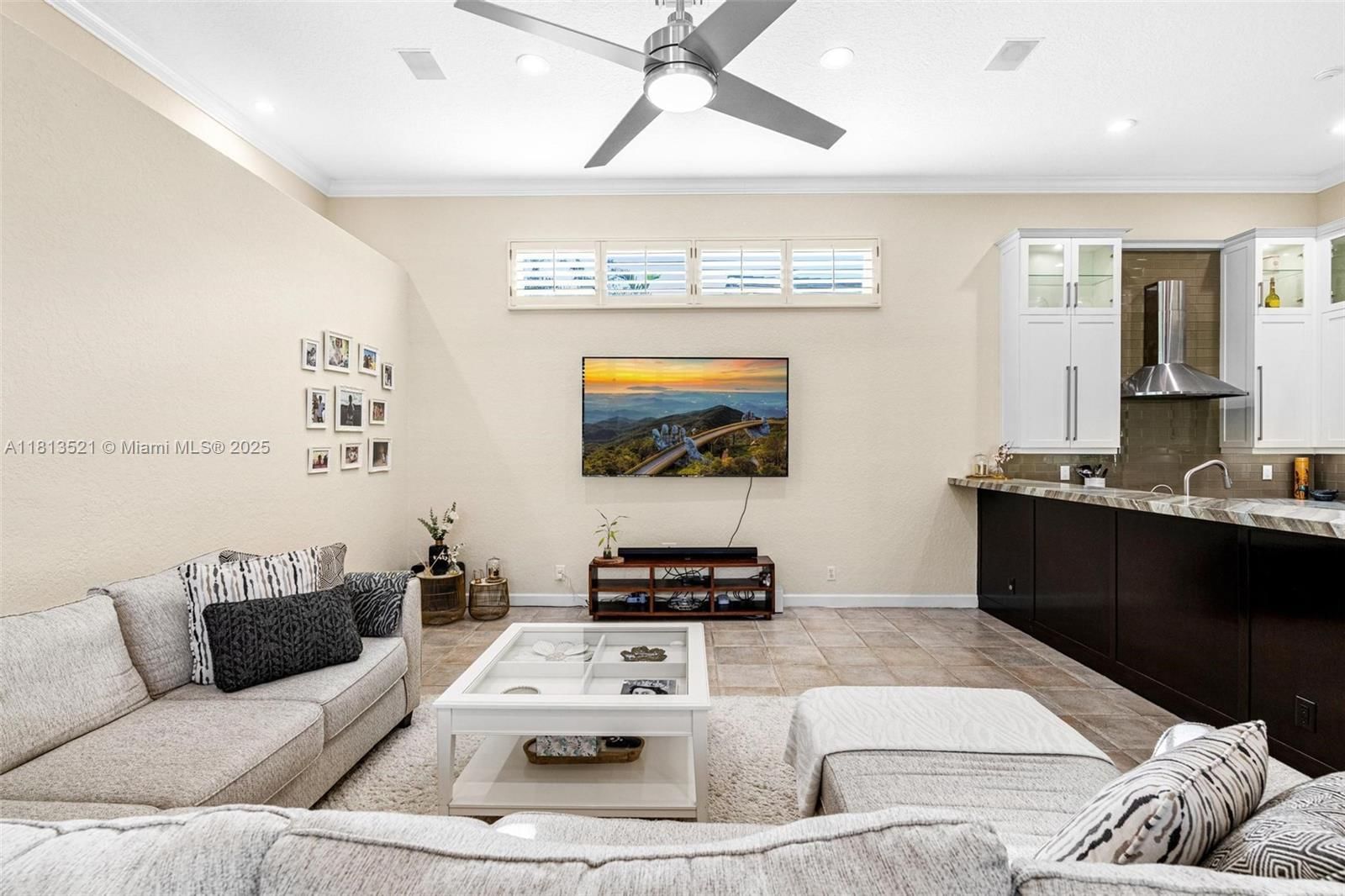 Real estate property located at 1326 Ginger Cir, Broward, The Islands, Weston, FL