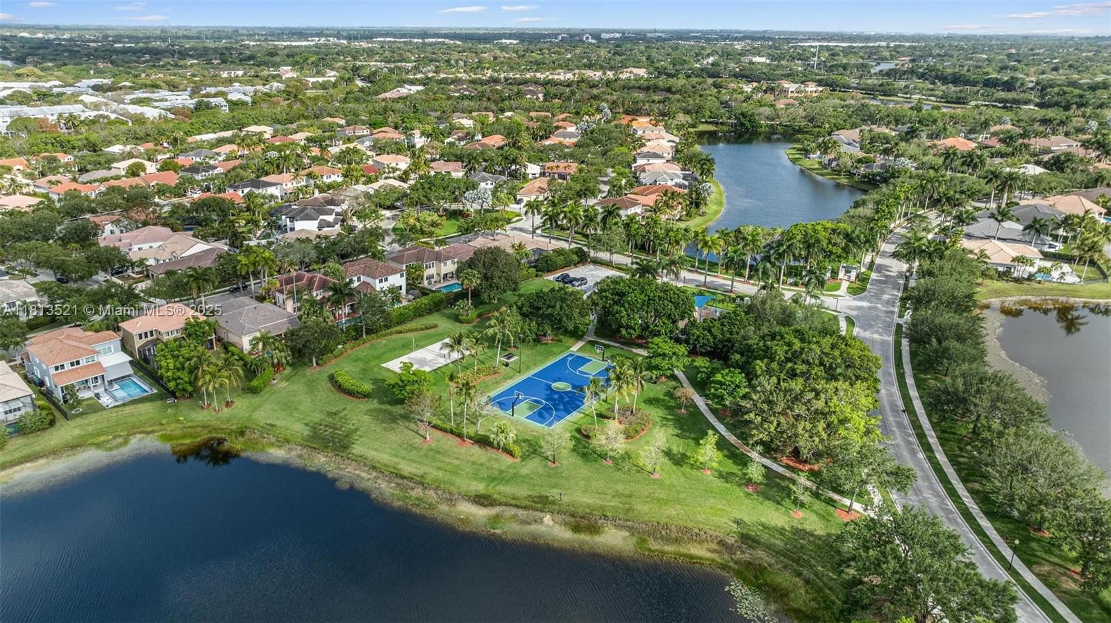 Real estate property located at 1326 Ginger Cir, Broward, The Islands, Weston, FL