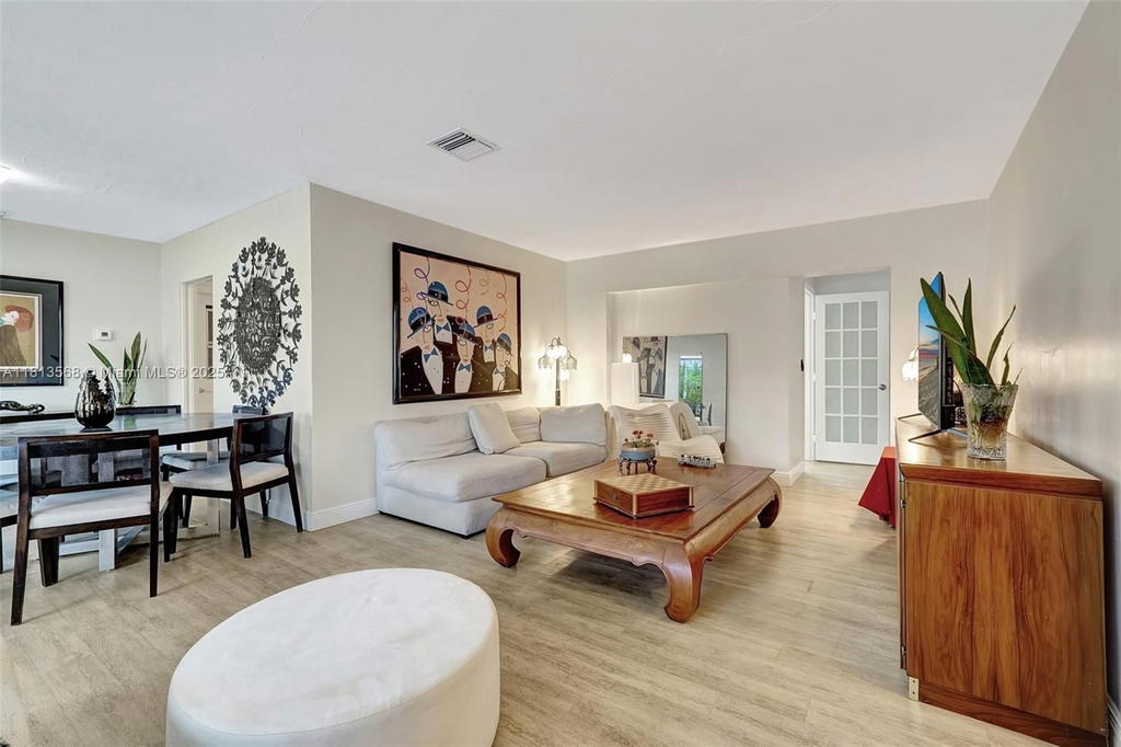 Real estate property located at 1319 Buchanan St, Broward, Hollywood Lakes Section, Hollywood, FL