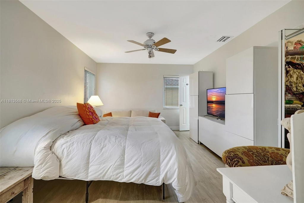 Real estate property located at 1319 Buchanan St, Broward, Hollywood Lakes Section, Hollywood, FL