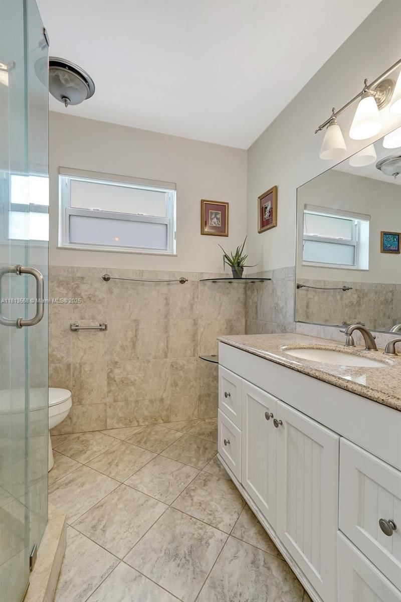 Real estate property located at 1319 Buchanan St, Broward, Hollywood Lakes Section, Hollywood, FL