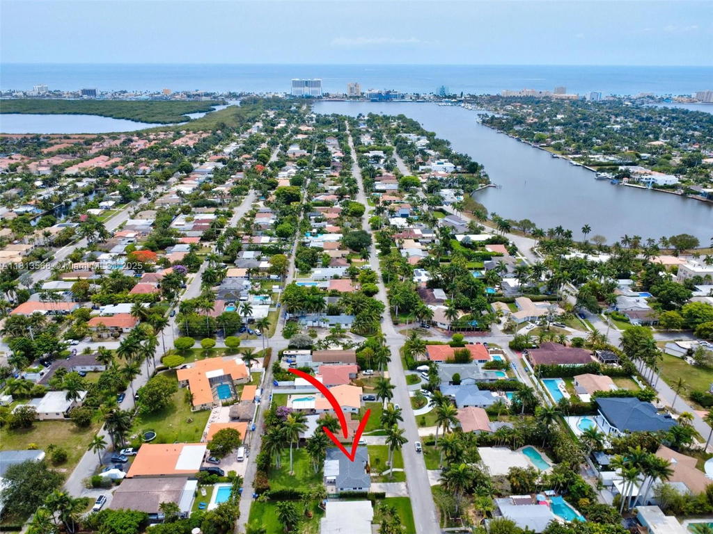 Real estate property located at 1319 Buchanan St, Broward, Hollywood Lakes Section, Hollywood, FL