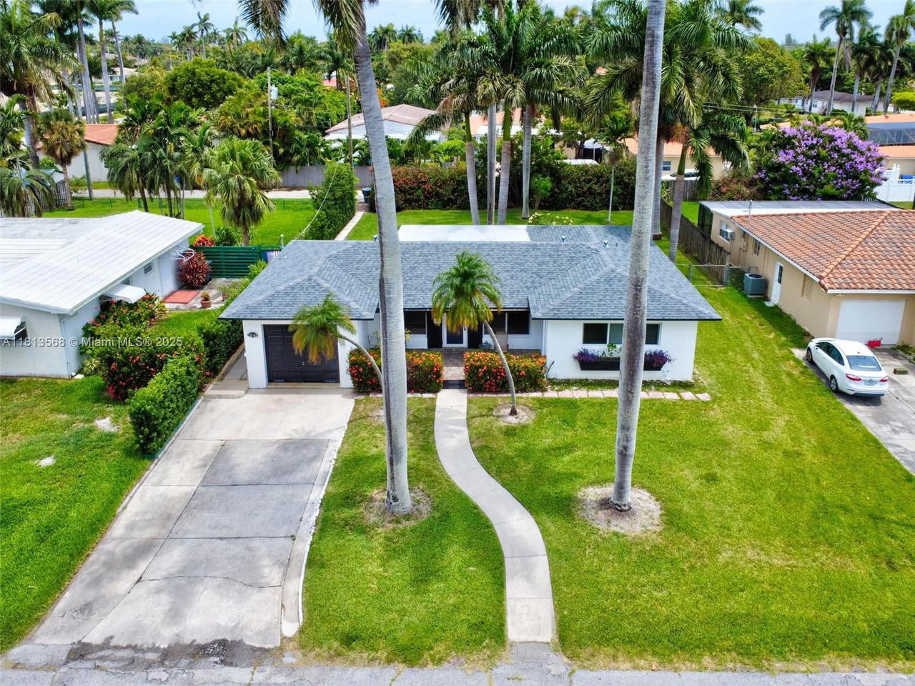 Real estate property located at 1319 Buchanan St, Broward, Hollywood Lakes Section, Hollywood, FL
