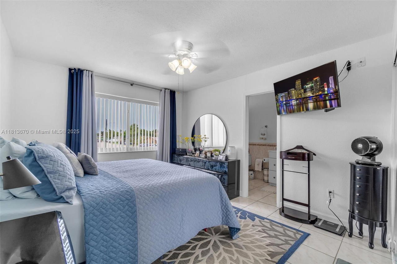 Real estate property located at 401 109th Ave #26, Miami-dade, El Polo Condo, Sweetwater, FL
