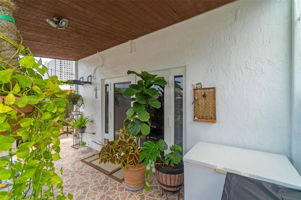 Real estate property located at 401 109th Ave #26, Miami-dade, El Polo Condo, Sweetwater, FL