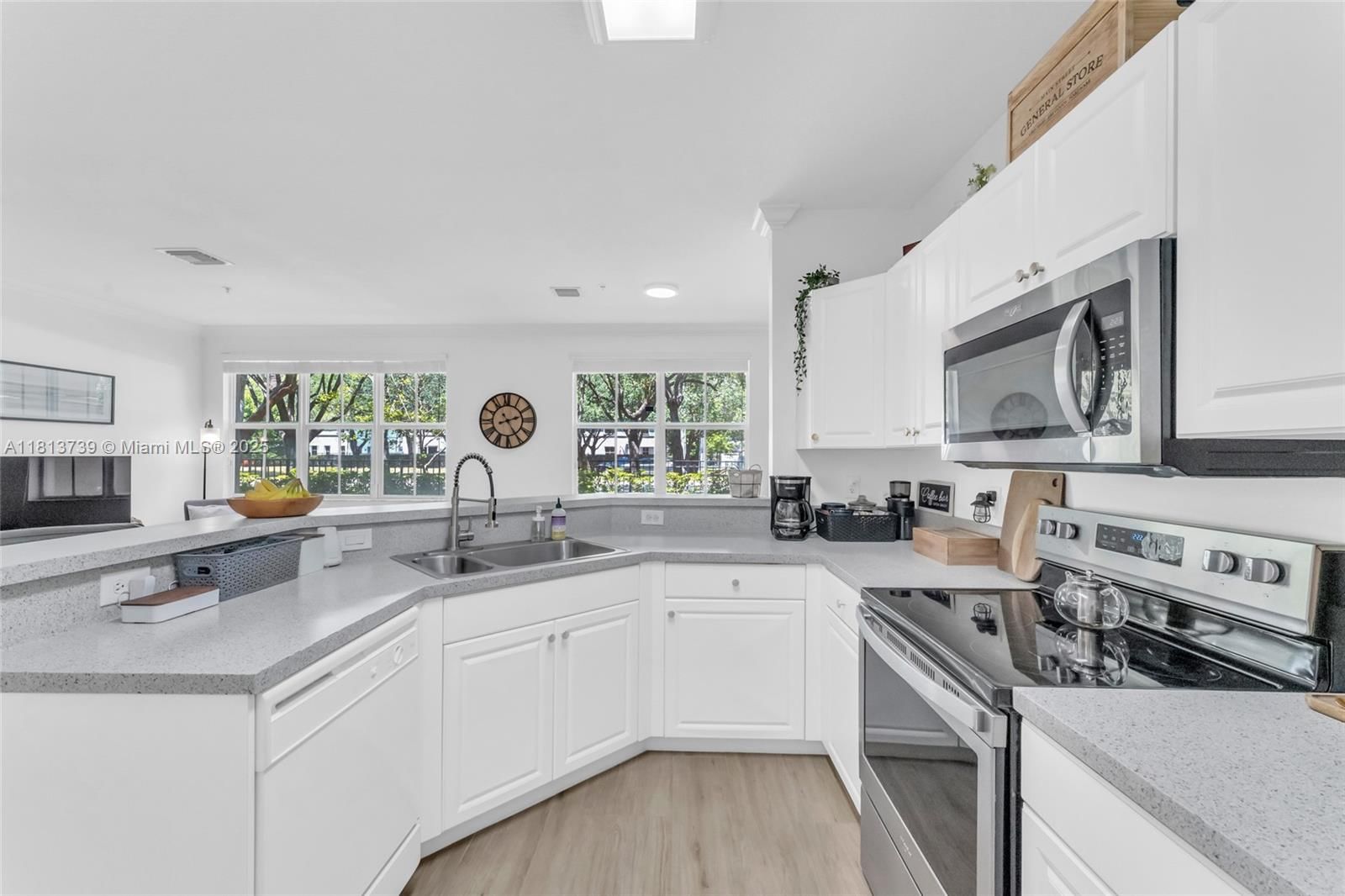 Real estate property located at 4400 160th Ave #1015, Broward, El-ad Villaggio Condo Bld, Miramar, FL