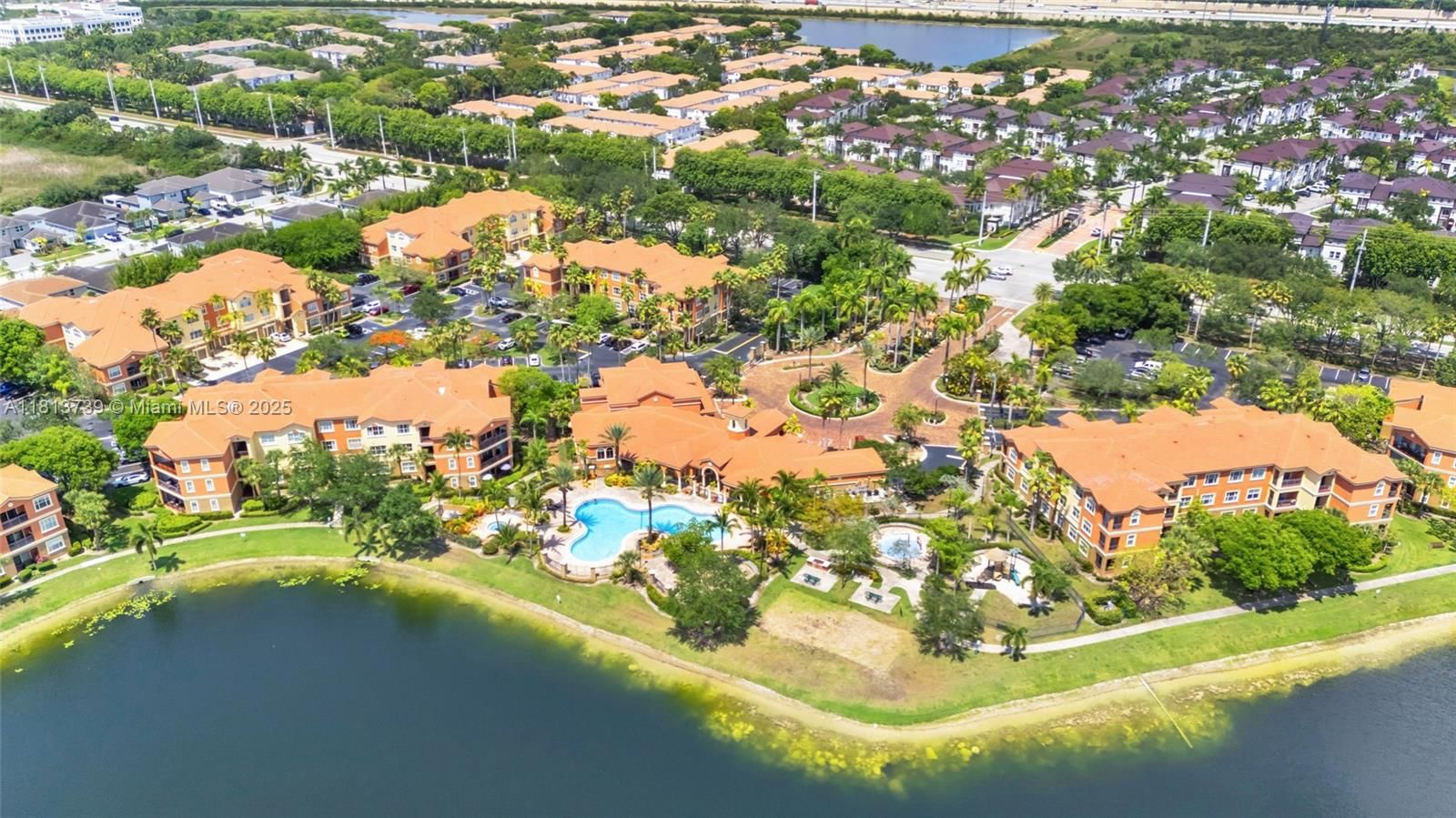 Real estate property located at 4400 160th Ave #1015, Broward, El-ad Villaggio Condo Bld, Miramar, FL