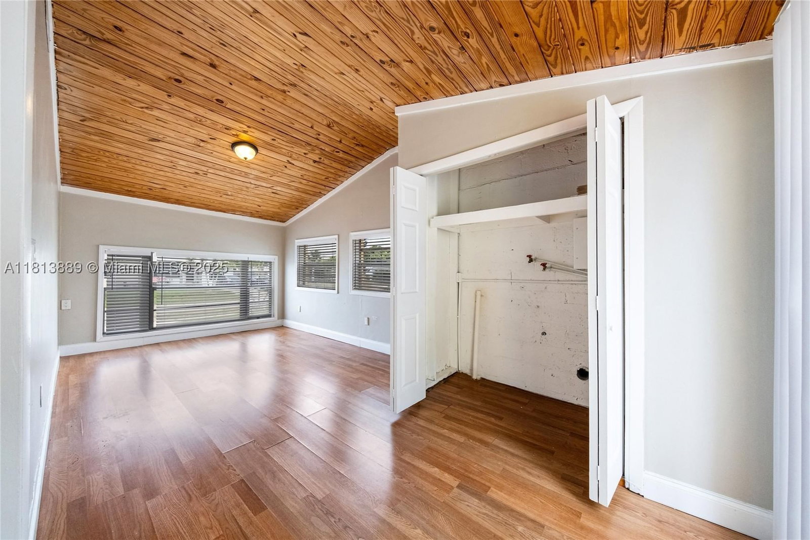 Real estate property located at 2431 Rodman St, Broward, Washington Heights Add, Hollywood, FL