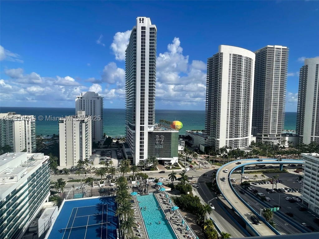 Real estate property located at 4010 Ocean Dr R1707, Broward, 4010 South Ocean Condo, Hollywood, FL