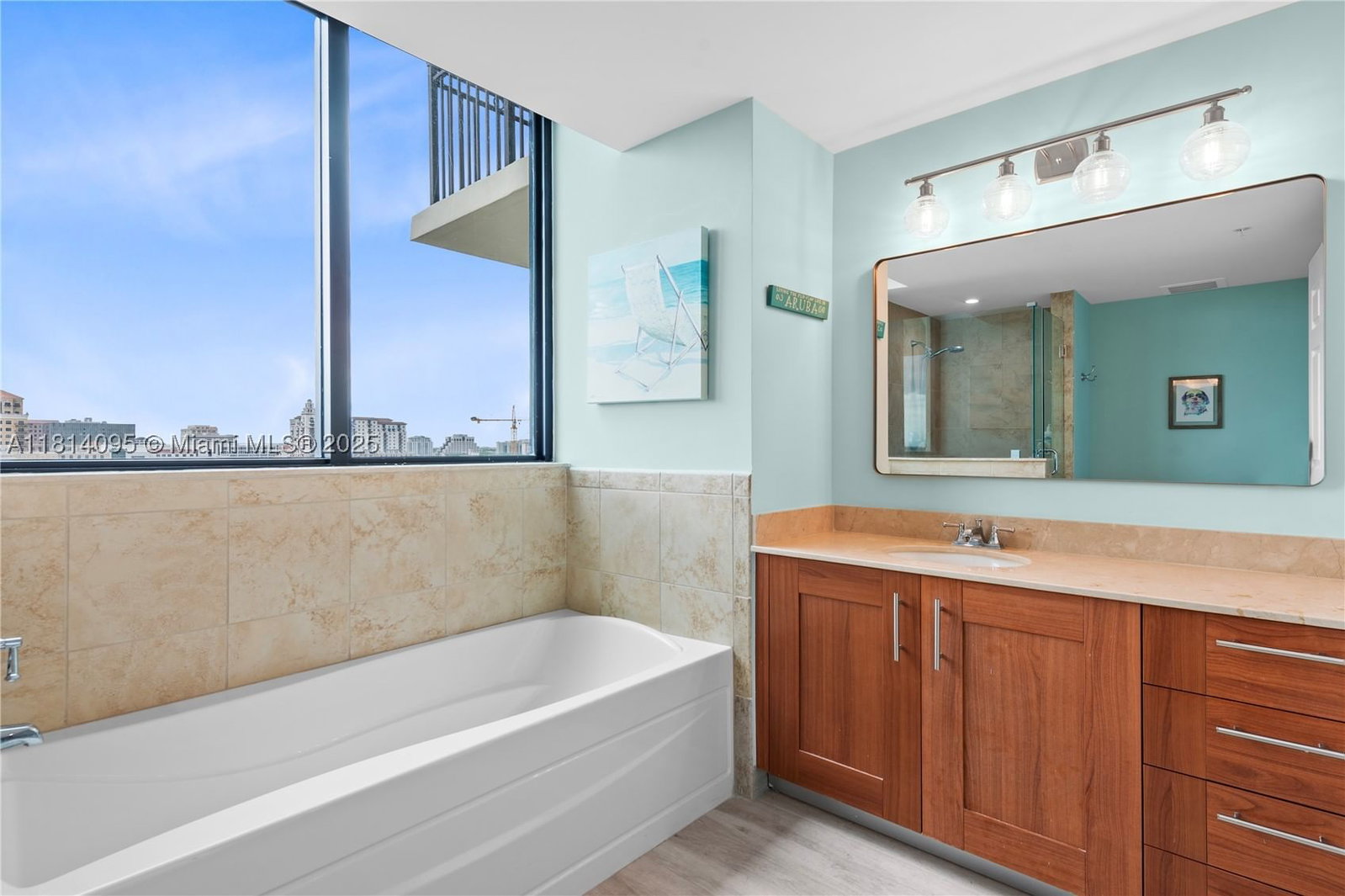 Real estate property located at 1300 Ponce De Leon Blvd #1009, Miami-dade, 1300 Ponce Condo, Coral Gables, FL