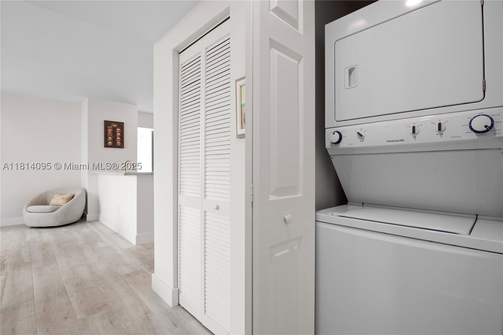 Real estate property located at 1300 Ponce De Leon Blvd #1009, Miami-dade, 1300 Ponce Condo, Coral Gables, FL