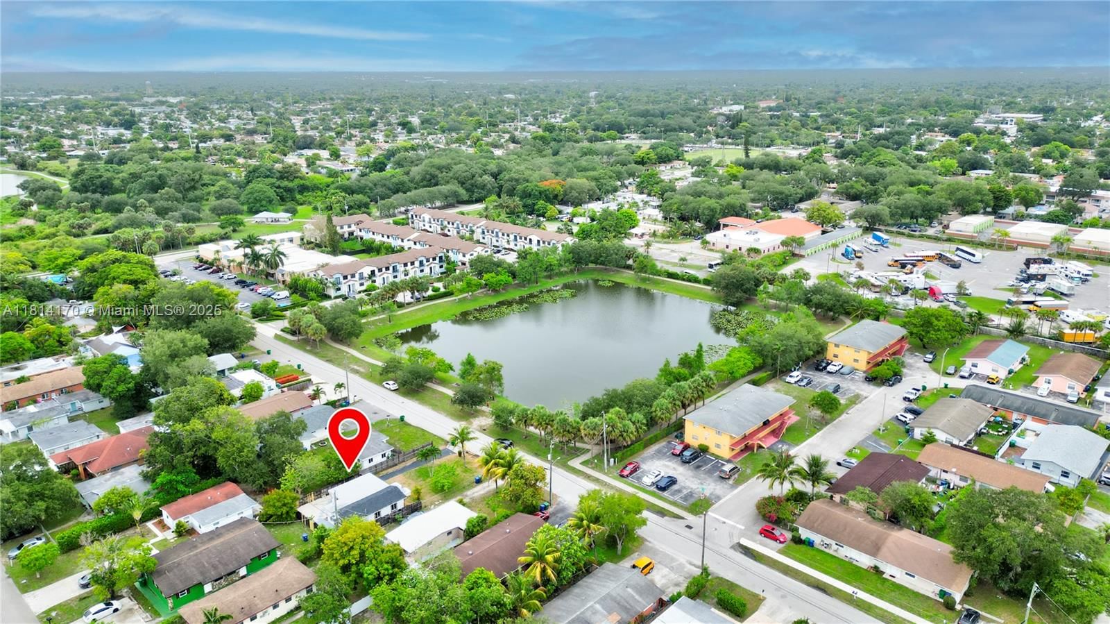 Real estate property located at 6044 37th St, Broward, Sun Land Park, Miramar, FL