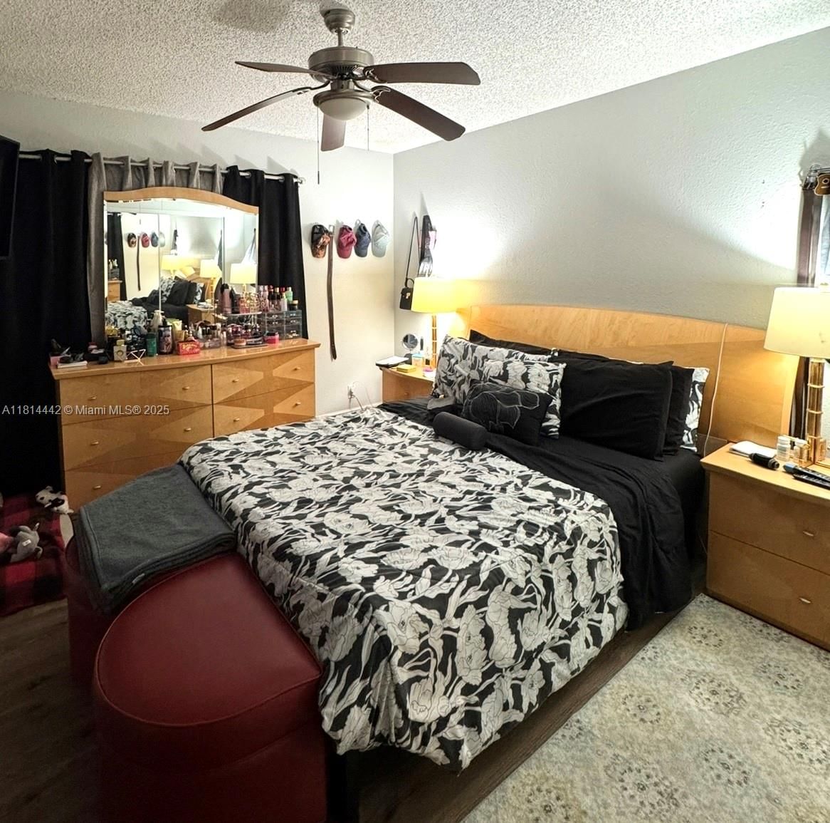Real estate property located at 1484 Lake Crystal Dr E, Palm Beach, Palm Beach Grande Condo, West Palm Beach, FL