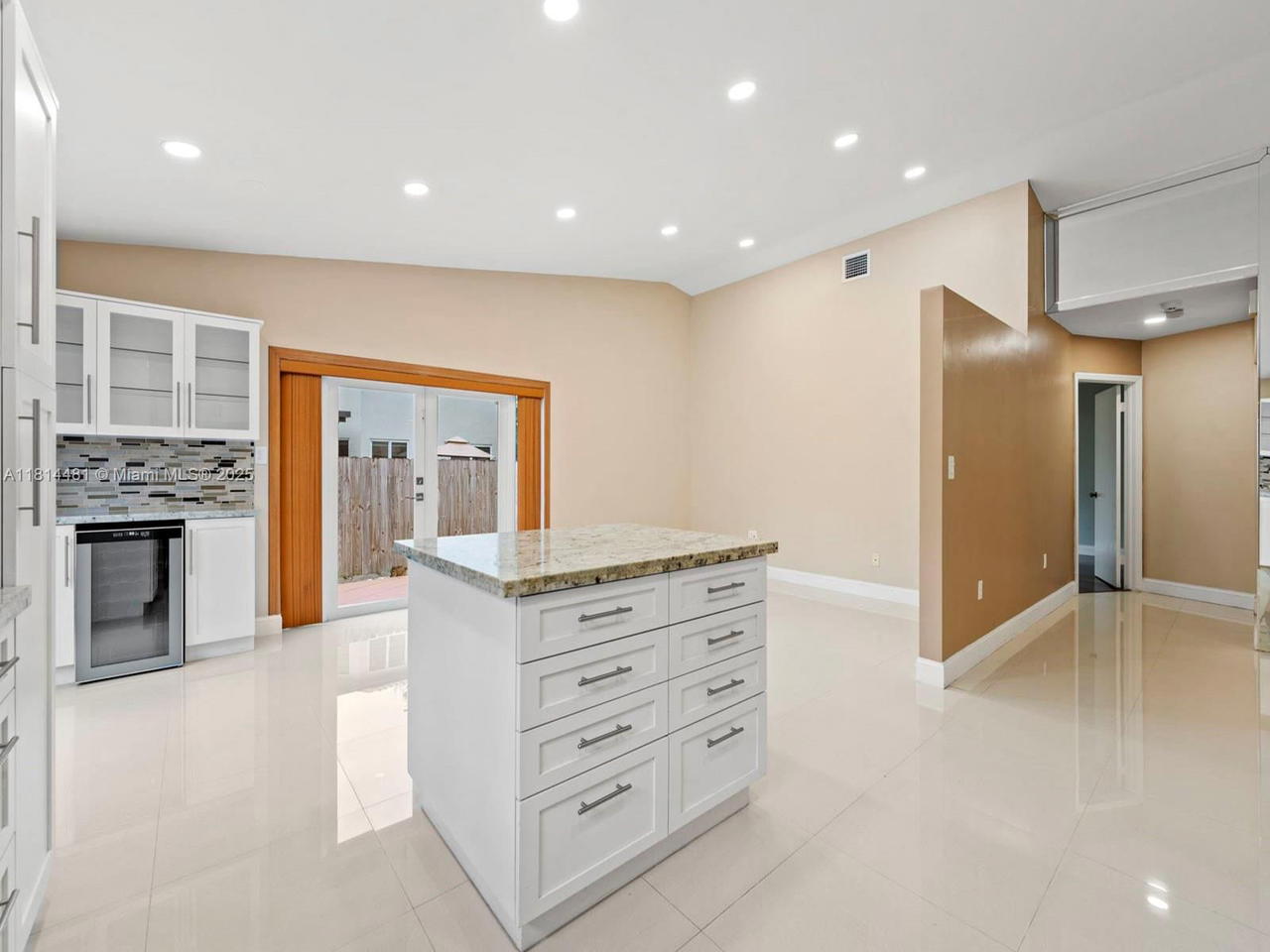 Real estate property located at 19847 86th Ave, Miami-dade, Marbella Park 6th Addn, Hialeah, FL