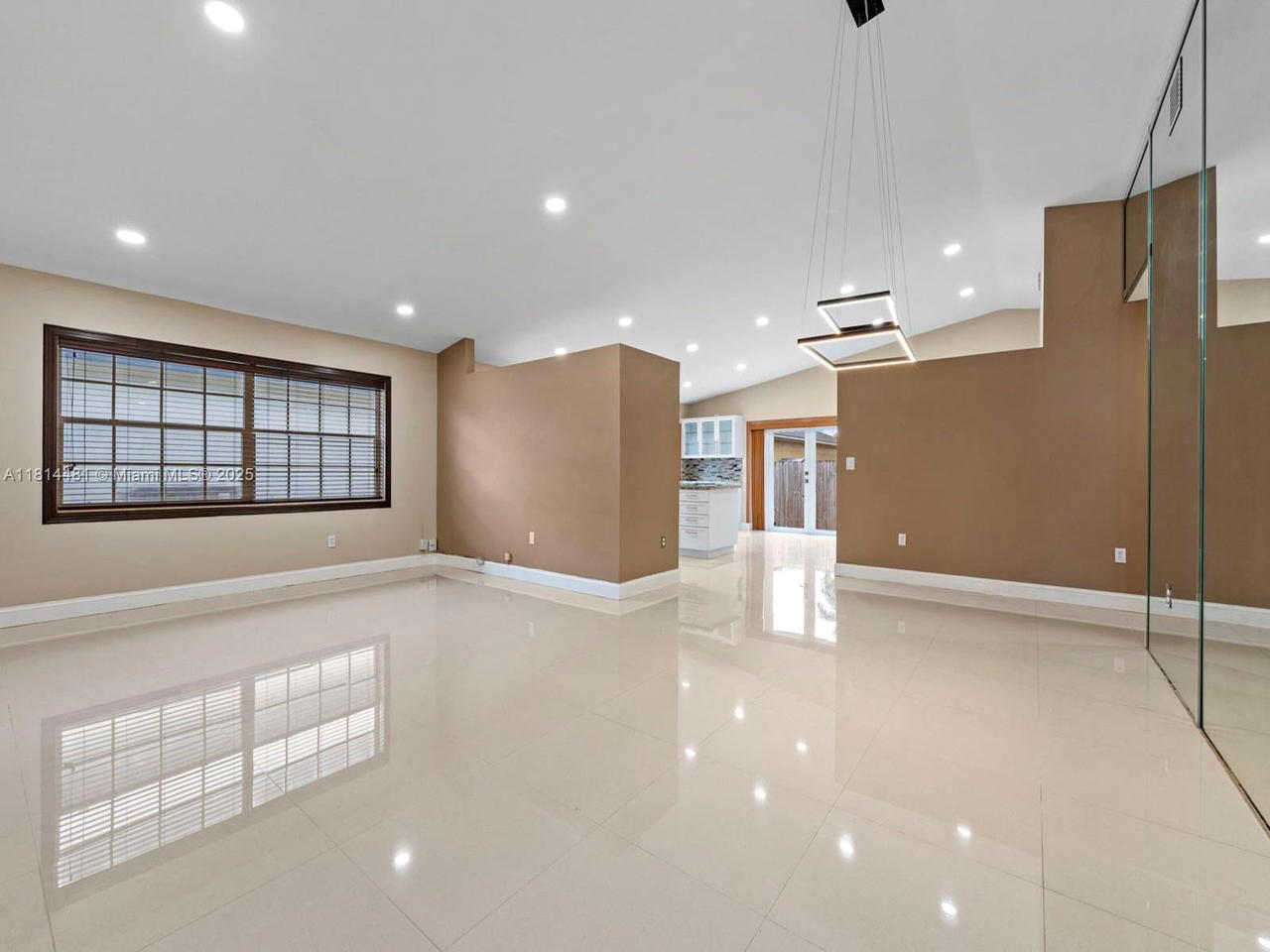 Real estate property located at 19847 86th Ave, Miami-dade, Marbella Park 6th Addn, Hialeah, FL