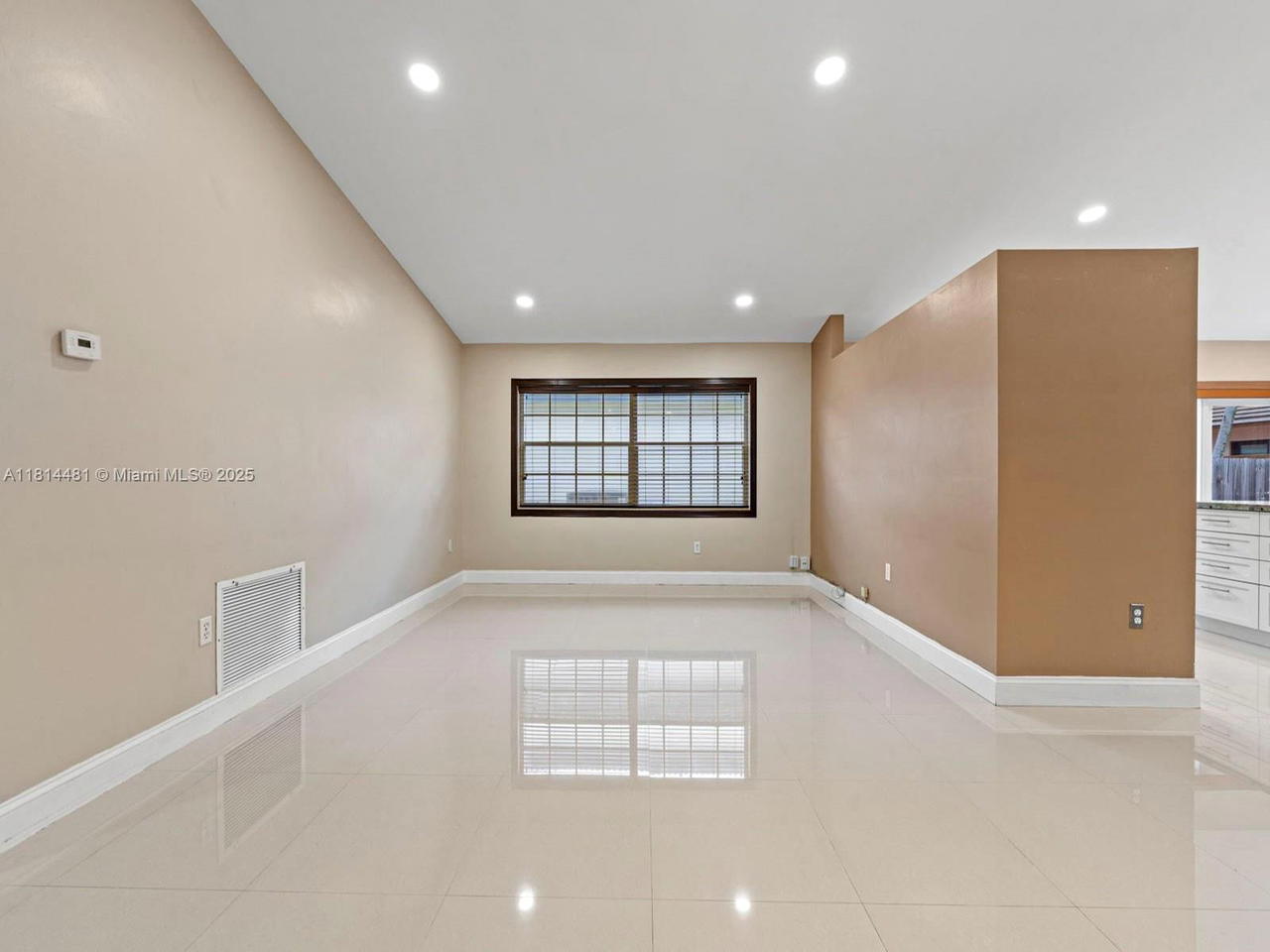 Real estate property located at 19847 86th Ave, Miami-dade, Marbella Park 6th Addn, Hialeah, FL