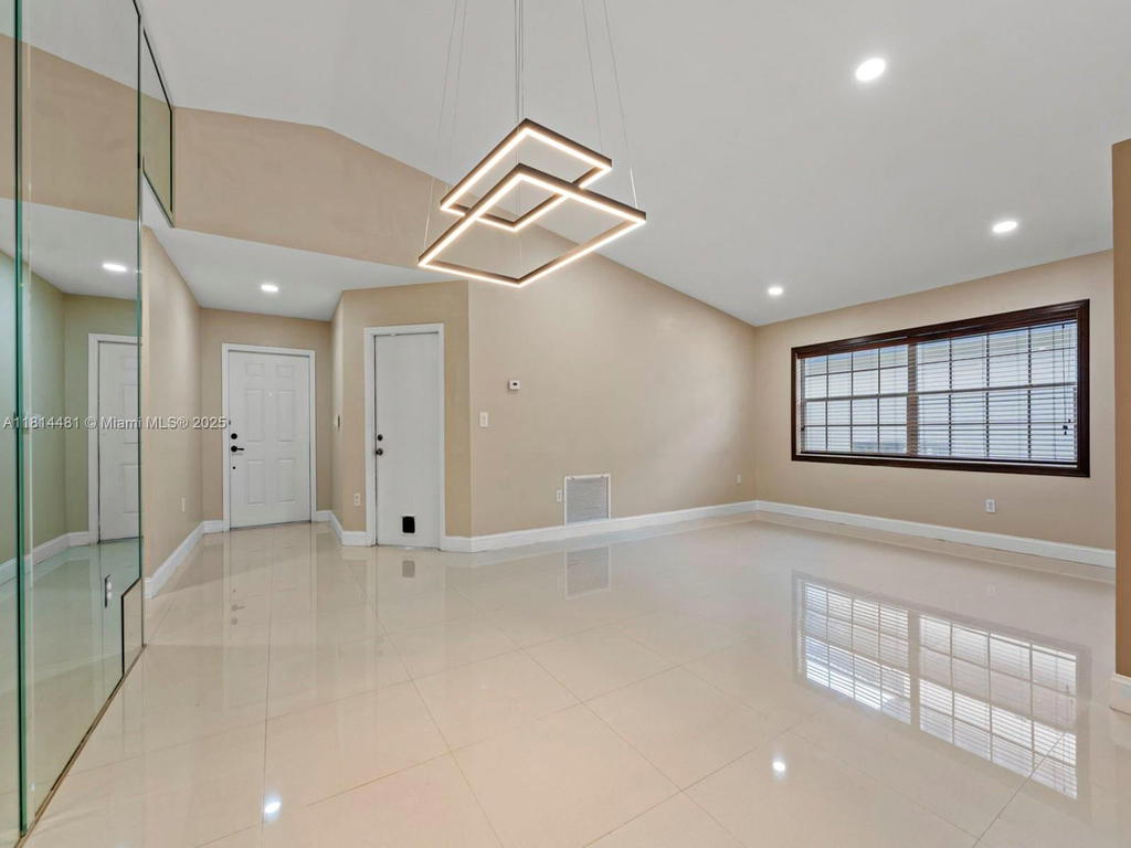 Real estate property located at 19847 86th Ave, Miami-dade, Marbella Park 6th Addn, Hialeah, FL