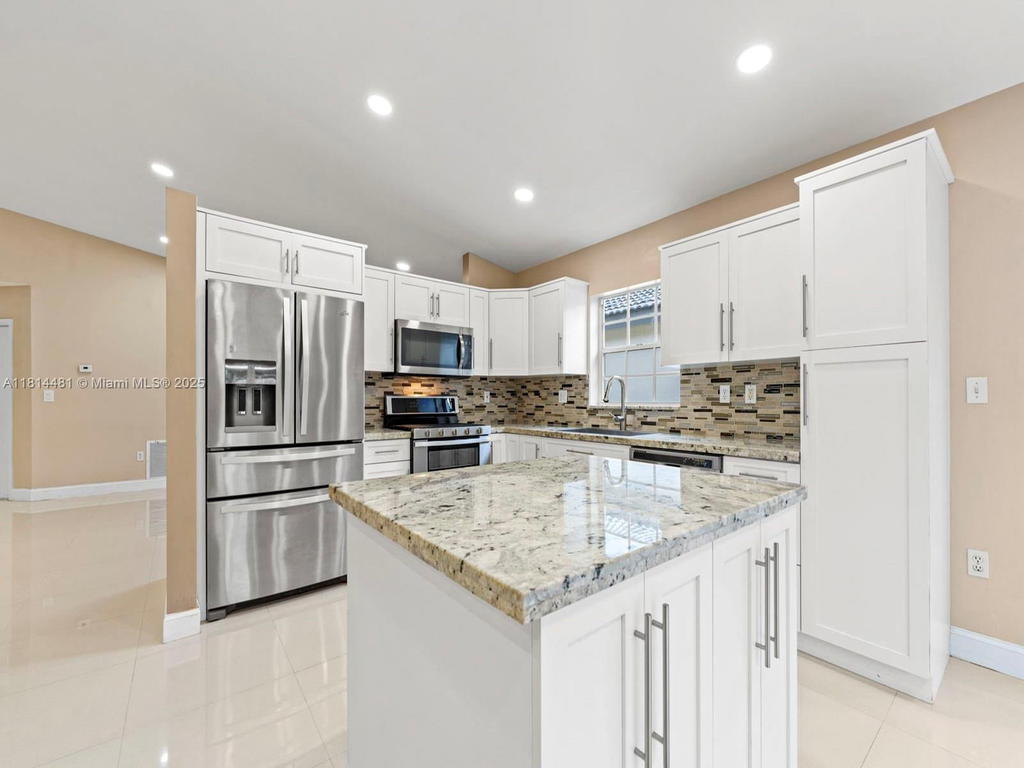 Real estate property located at 19847 86th Ave, Miami-dade, Marbella Park 6th Addn, Hialeah, FL