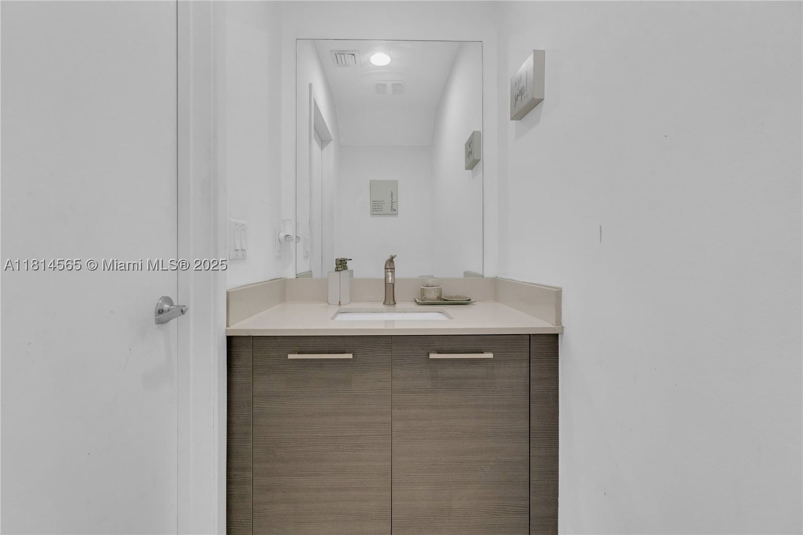 Real estate property located at 3578 13th St, Broward, Georgetown, Lauderhill, FL