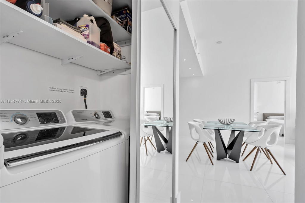 Real estate property located at 90 3rd St #2513, Miami-dade, Ivy Condo, Miami, FL