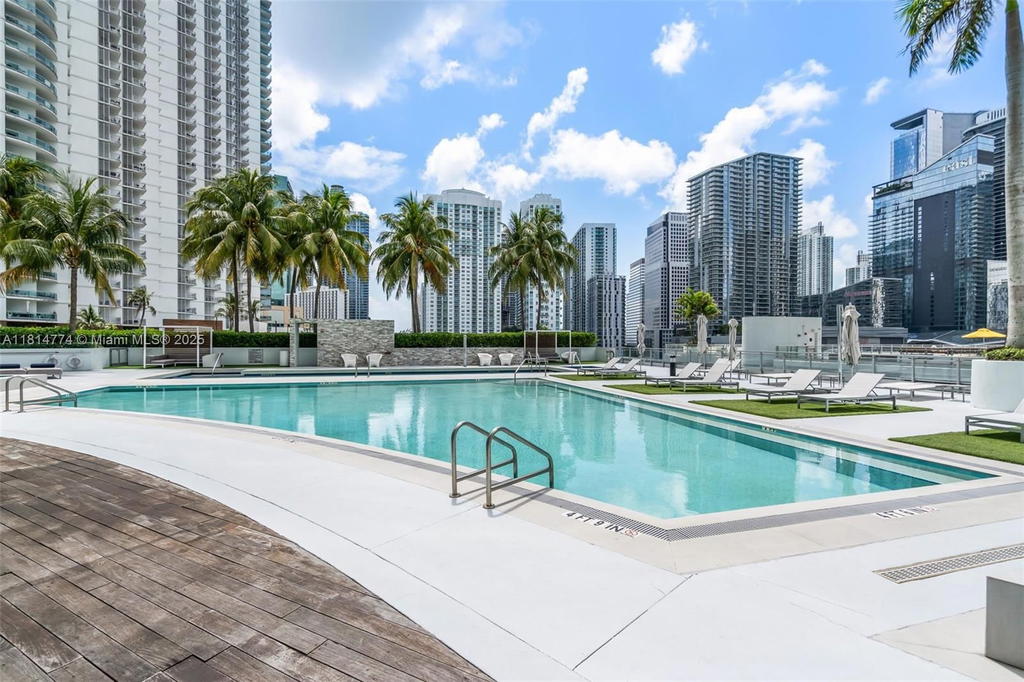 Real estate property located at 90 3rd St #2513, Miami-dade, Ivy Condo, Miami, FL