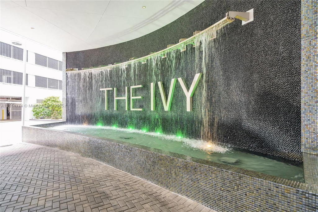 Real estate property located at 90 3rd St #2513, Miami-dade, Ivy Condo, Miami, FL