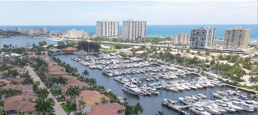 Real estate property located at 1201 Ocean Dr #2107S, Broward, Summit Condo, Hollywood, FL