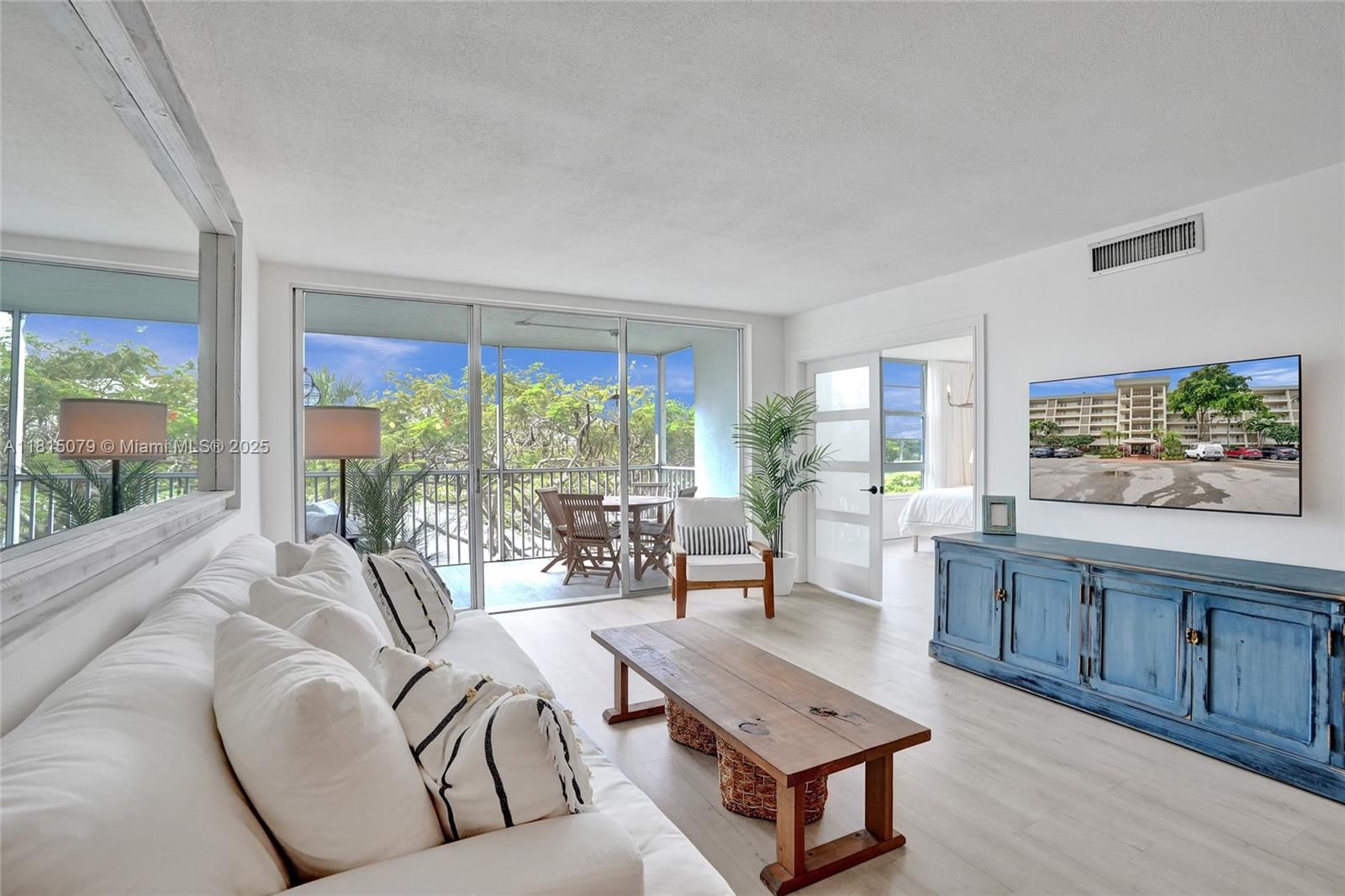 Real estate property located at 3150 Course Ln #405, Broward, No 42 Palm-aire Country C, Pompano Beach, FL