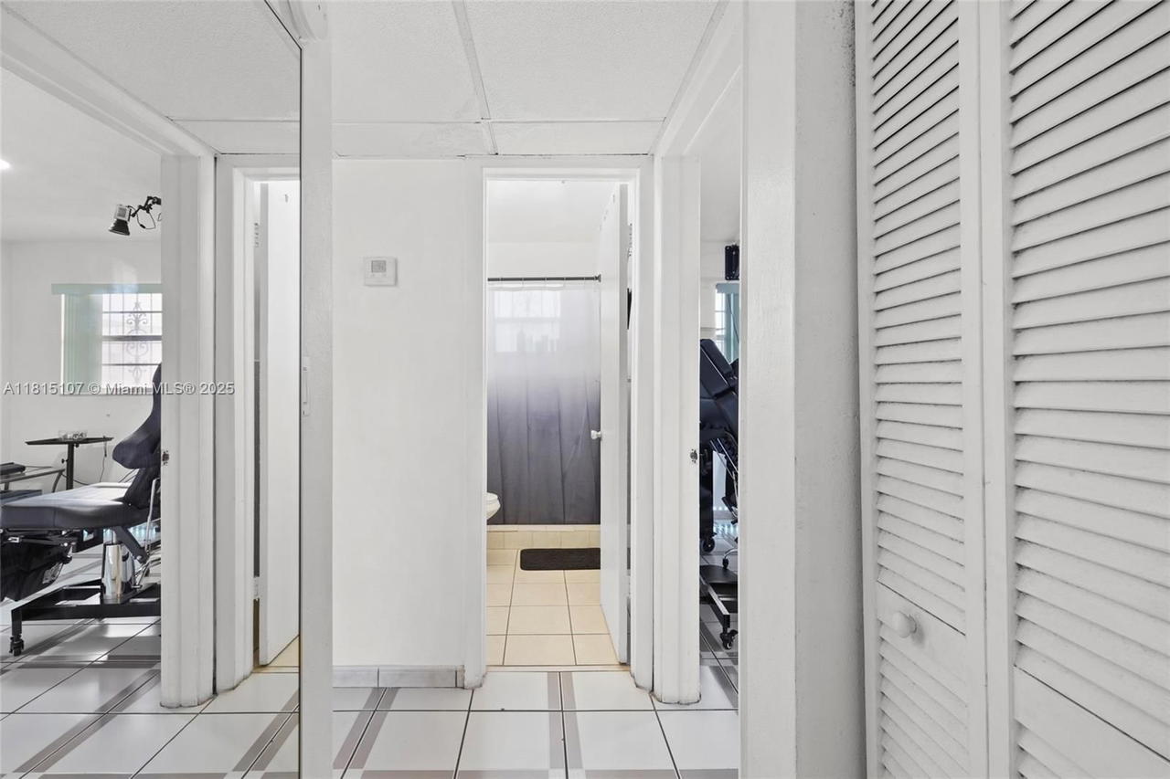 Real estate property located at 2498 17th Ave #4311, Miami-dade, Grove Gardens Condo, Miami, FL